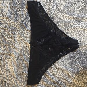 NWOT NBW Rene Rofe black crotchless panties